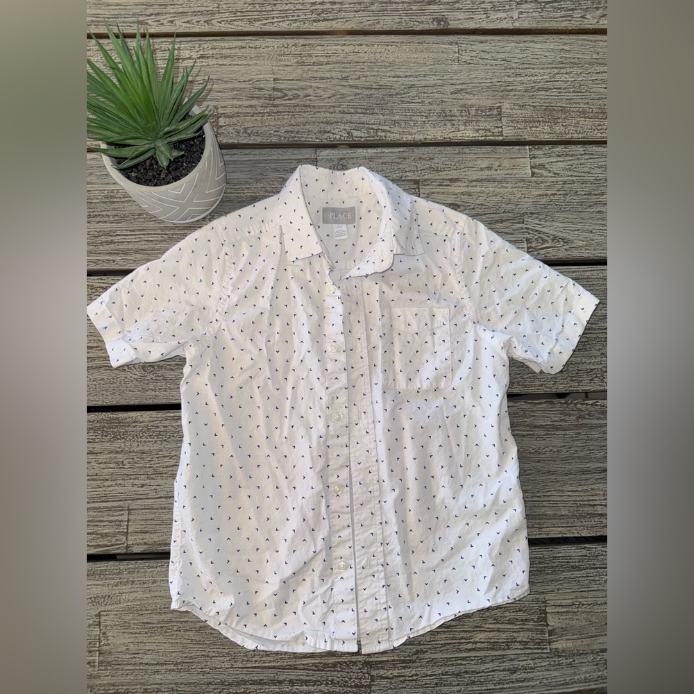 Boys Children's Place White Button Down Shirt with Arrow Pattern, Sz 7-8